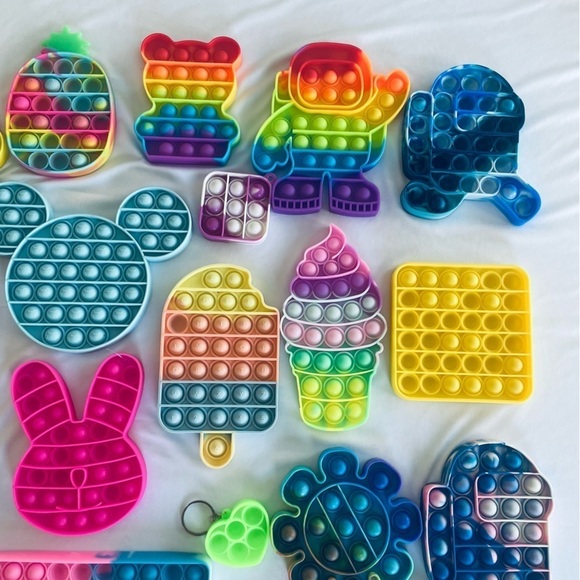 4lb Lot of Mixed Fidget Toys – Push Bubble, Sensory Stress Relief Fun - Picture 7 of 11
